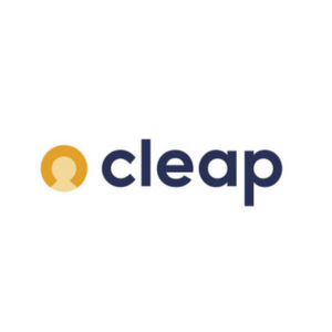 Logo von cleap in dunkelblau mit einer orangenen Form eines Oberkörpers daneben